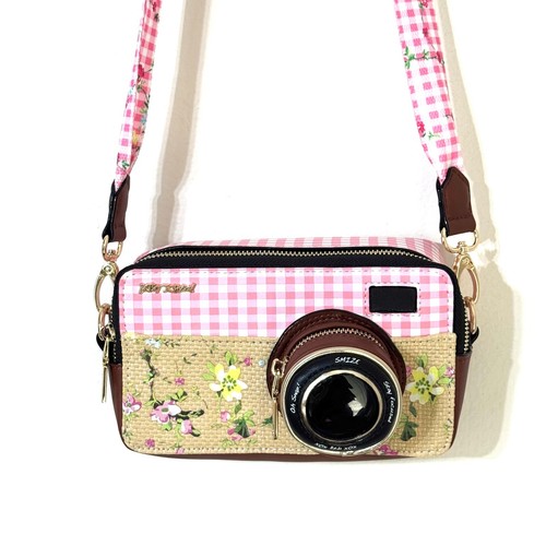 Betsey Johnson Oh Snap Camera Crossbody Purse Pink Gingham Flowers Floral Kitsch - Picture 3 of 17