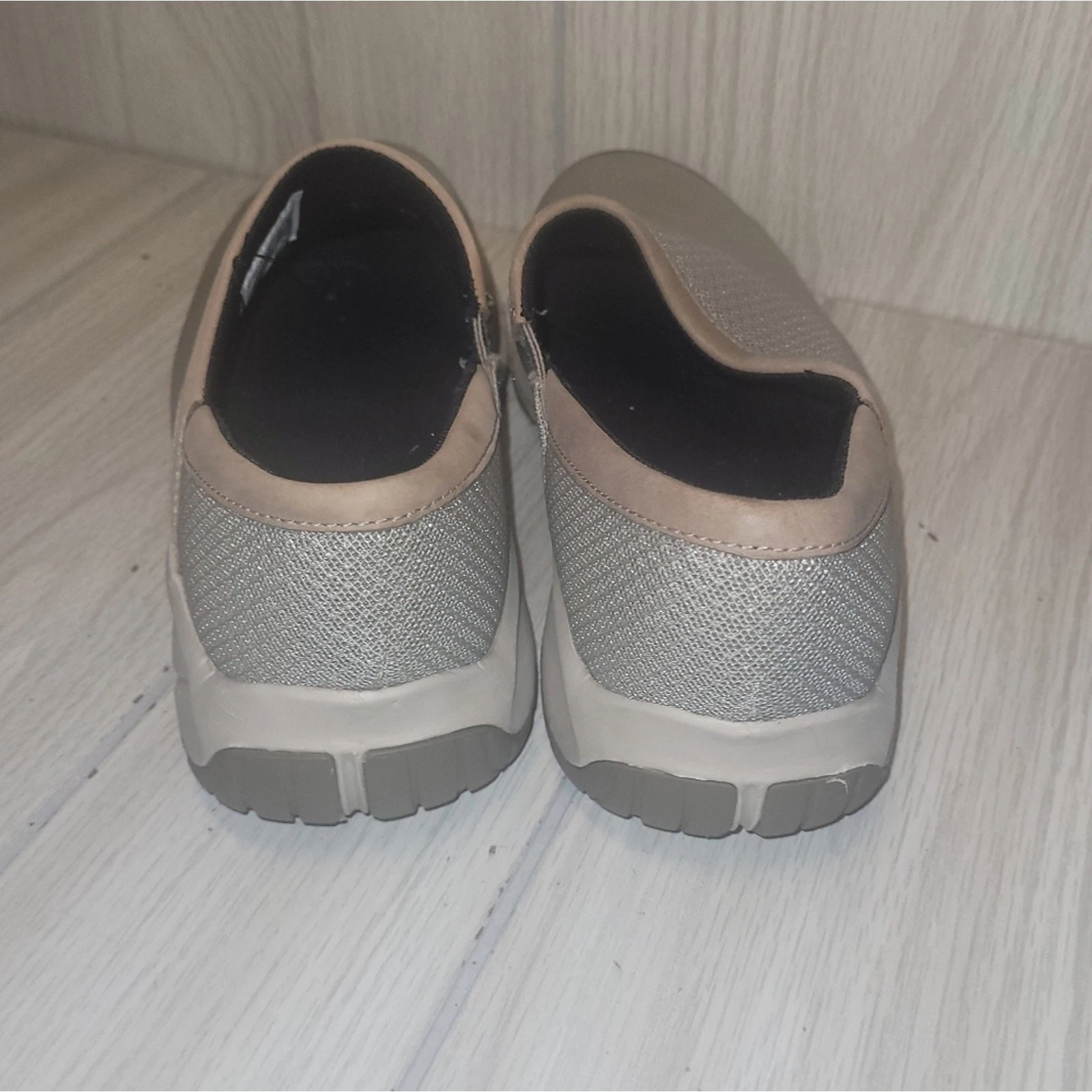merrell encore breeze moc slip-on tan shoes