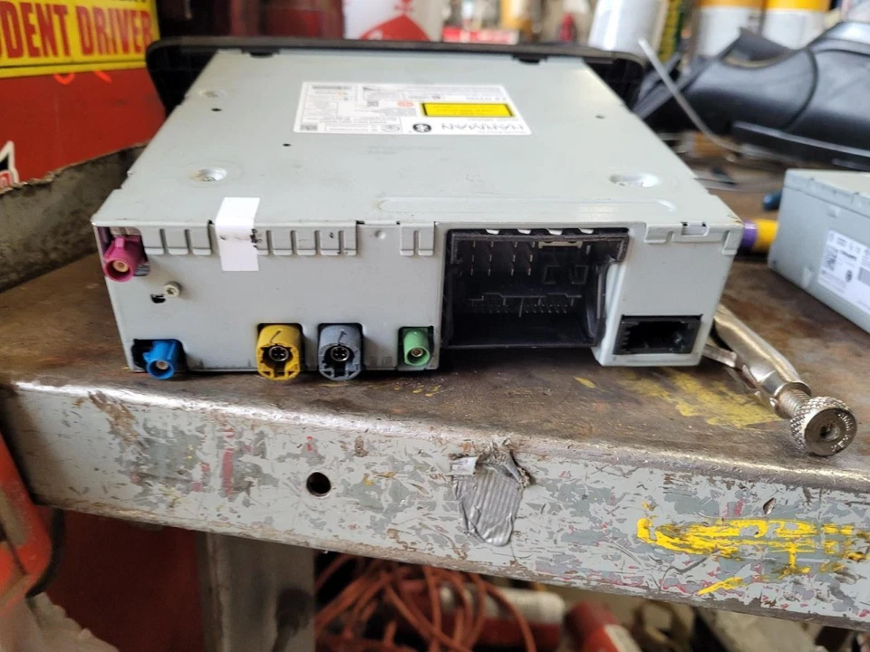 Equipo de audio radio control montado en el tablero se adapta a 15-18 AUDI Q3 1994546 Foto 4 de 4