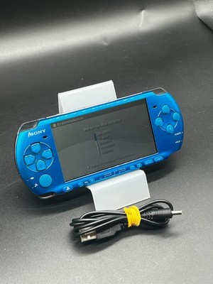 Sony PSP 3004 Slim Lite Blau - Playstation Portable inkl. Kabel und Tasche - Top