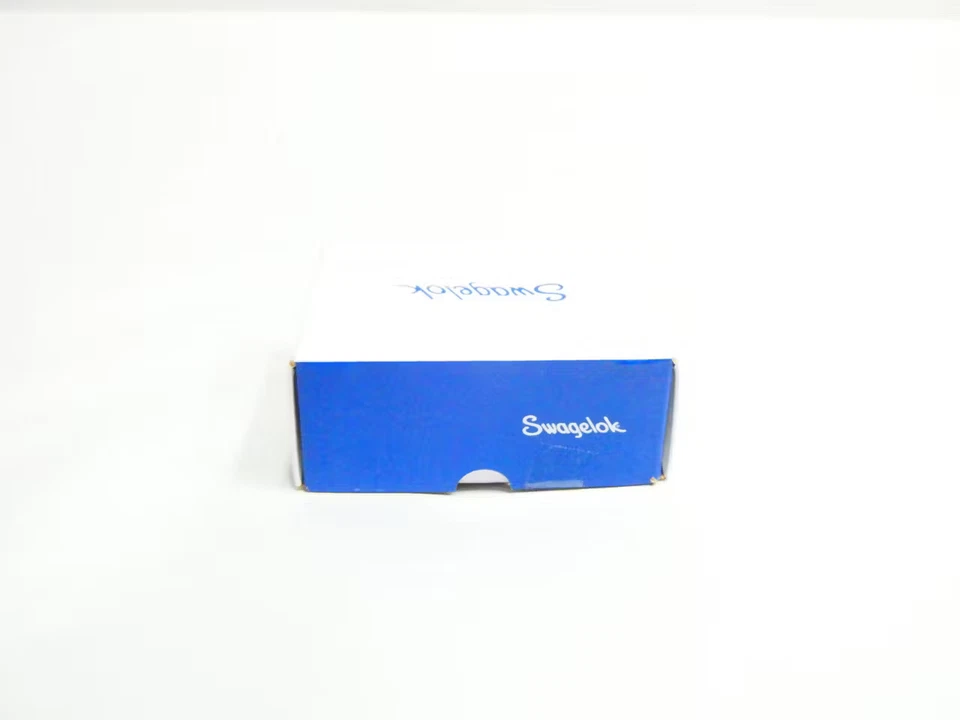 Box Of 10 Swagelok SS-810-7-8 Stainless Female Connector 1/2in Tube X 1/2in Npt - Image 3 of 4