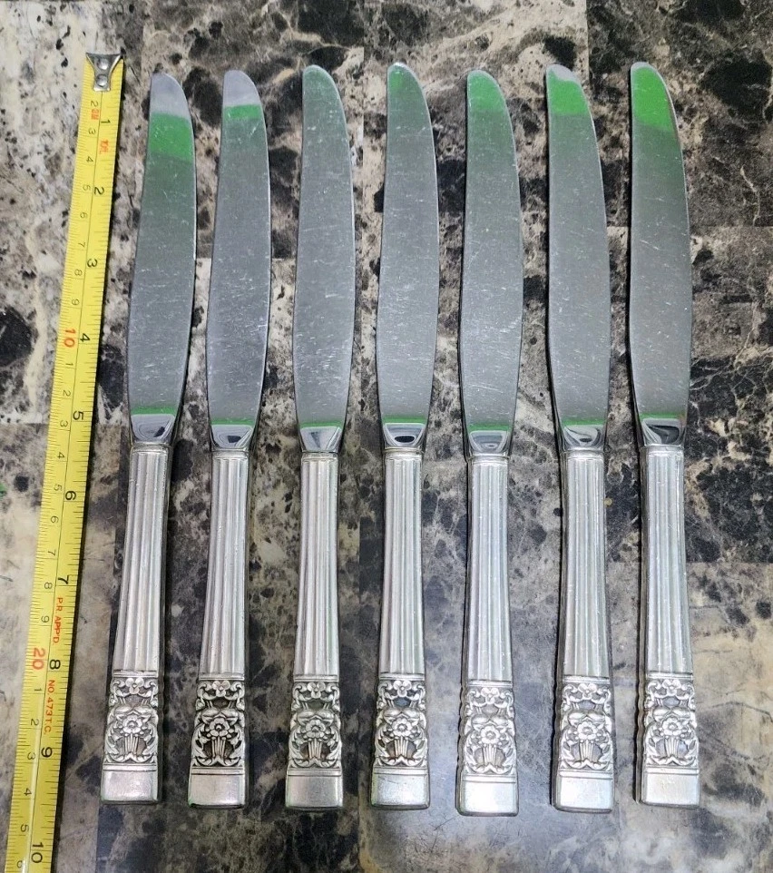 🤗 SET OF 7 c1936 CORONATION SERRATED MODERN HOLLOW DINNER 🍽/ PLACE KNIVES