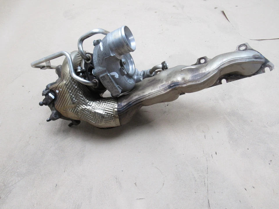 Audi RS7 C7 2016 4,0 L motor paso derecho turbocompresor colector de escape 12-18 * Foto 2 de 4