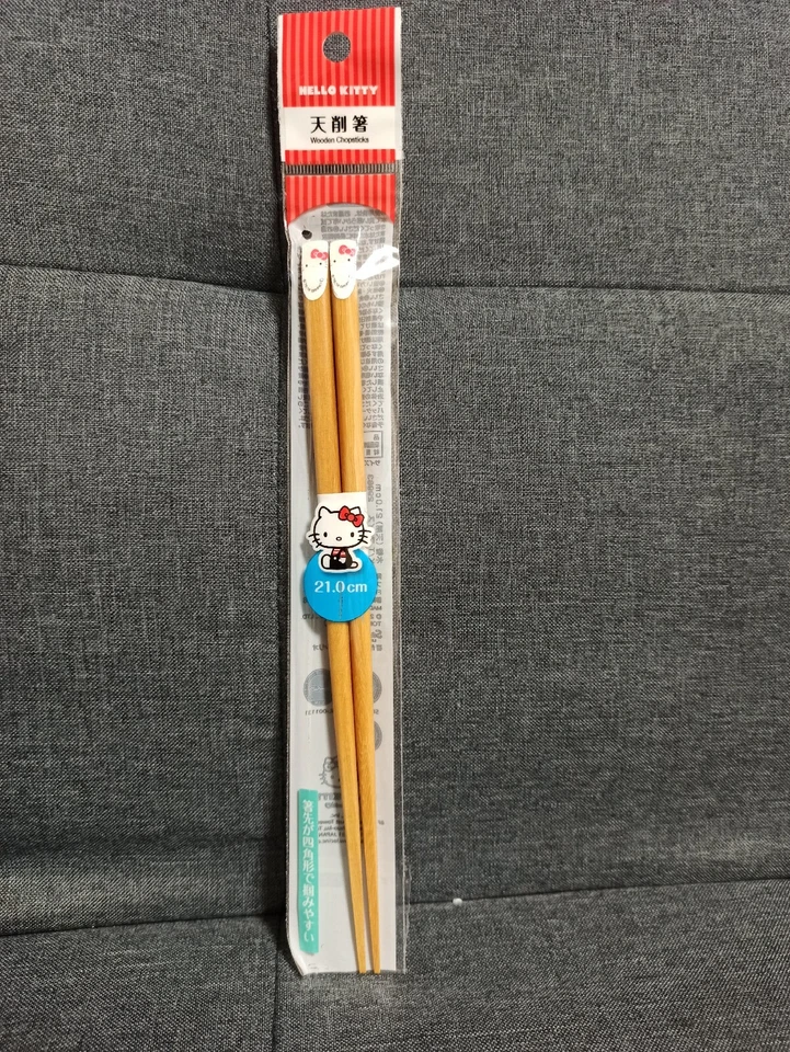 Genuíno Sanrio Kawaii Fofo Sanrio kitty my melody 3 Pauzinhos conjunto Japão Item - Imagem 2 de 4