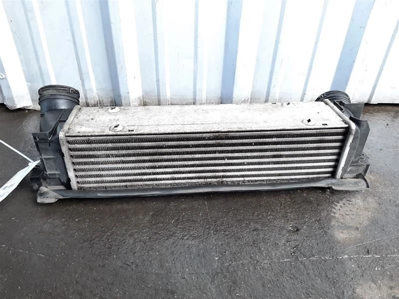 Бензиновый интеркулер 2011 BMW 135i 335i 17517540035 - Изображение 3 из 4