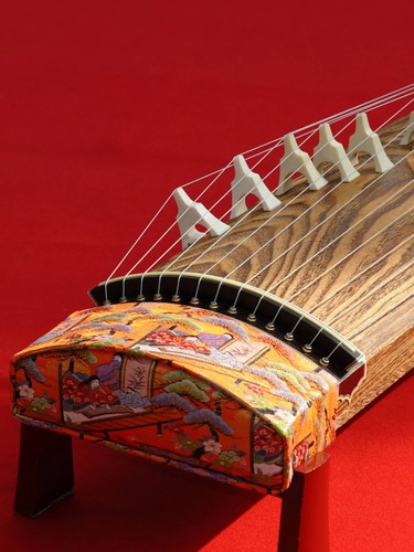 Kotoji Japanese Koto Bridge White Dragon Kotobashira Profession 13-stringed Harp - Picture 3 of 3