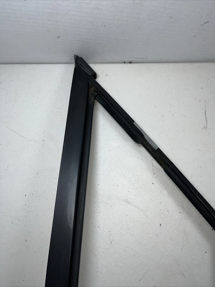 1992 - 1997 年福特 F150 F250 F350 Bronco 右握前通风窗框架仅翼窗 — 第 2/4 张图片