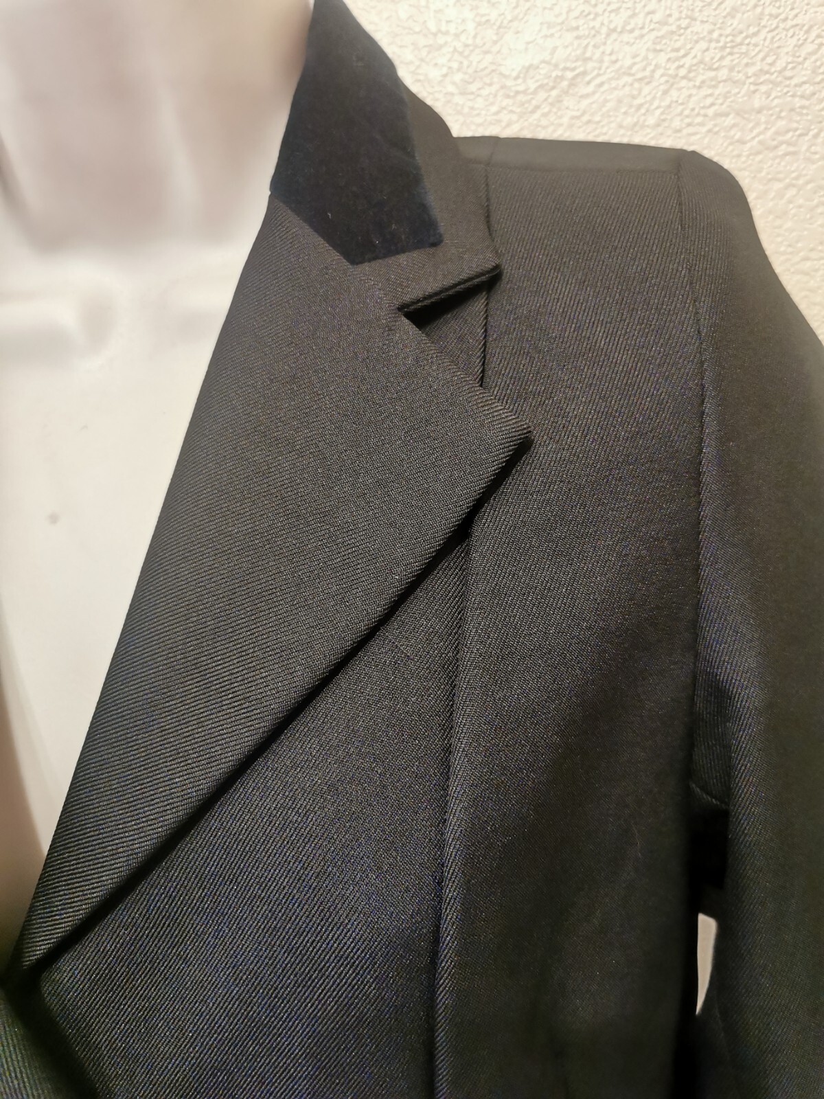 Giacca da equitazione pony cavallo 32" PETTO POLIESTERE NERO RICHIESTO COLLETTO DI VELLUTO