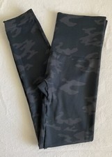 Spanx Women's Size M Gray Camouflage Look At Me Seamless Ankle Leggings Cropped