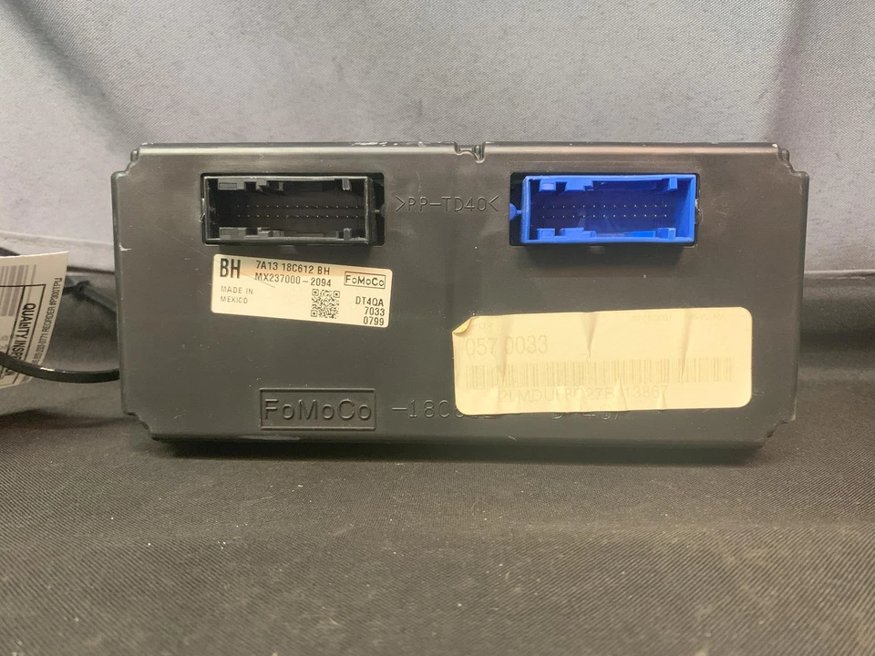 Fits 2007 Lincoln MKX Heater A/C Control OEM#:7A1318C612BH - Image 2 of 4