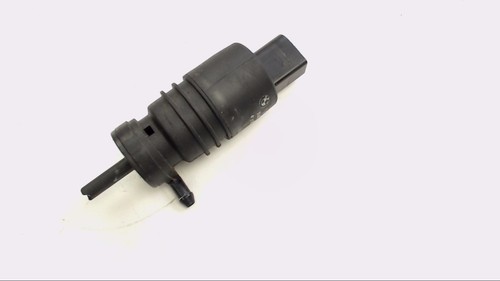 BMW 320d touring E46 Waschpumpe Wischwasserpumpe 29621