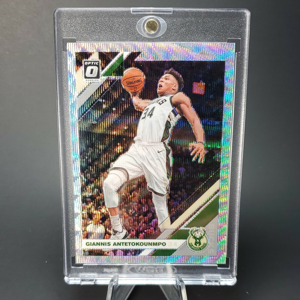 Giannis Antetokounpo Silver Prizm Optic
