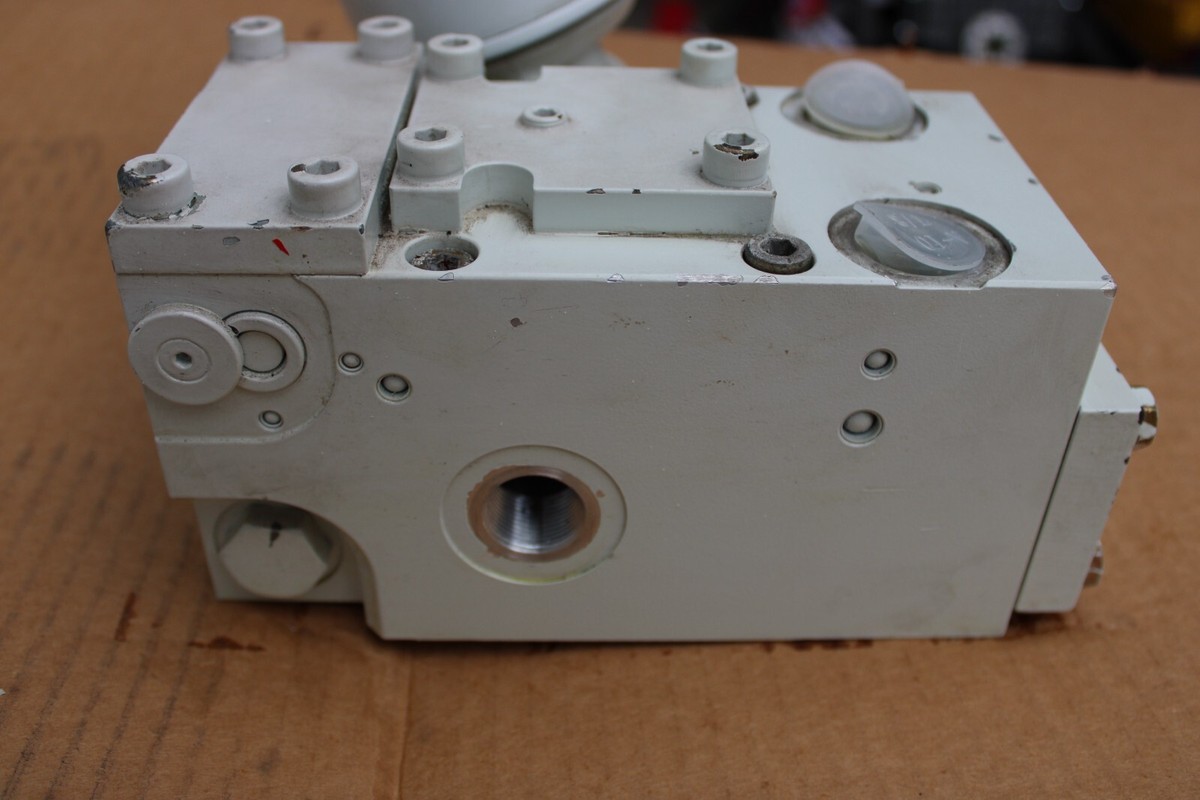 Marine Parts - ZF Electric Shift Valve Assembly EB31 - 3217108062 