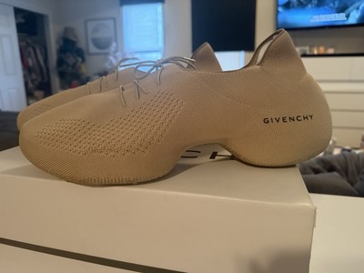 Givenchy TK 360 NEW