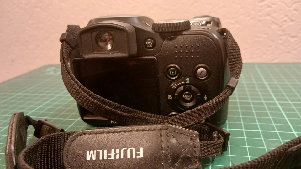 Fujifilm FinePix S5800, photo 4 of 5