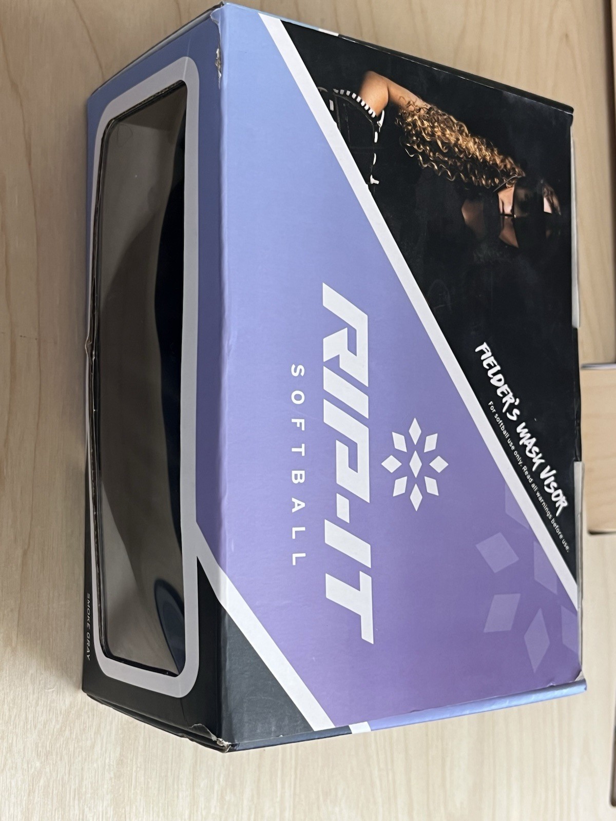 Pre-Owned RIP-IT Softball Fielder's Face Mask Visor Smoke Gray with Cloth Box