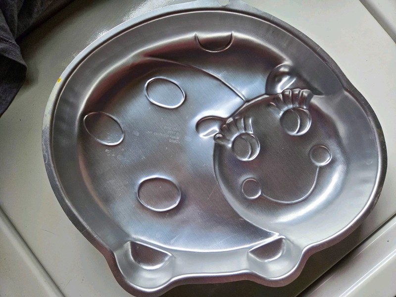 Wilton Ladybug Shaped Cake Pan Baking Mold, Silver, Model/MPN 2105-3316