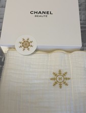 VIP Chanel Holiday Throw Blanket Snowflake with Gold Trim Snowflake Logo w/ Box