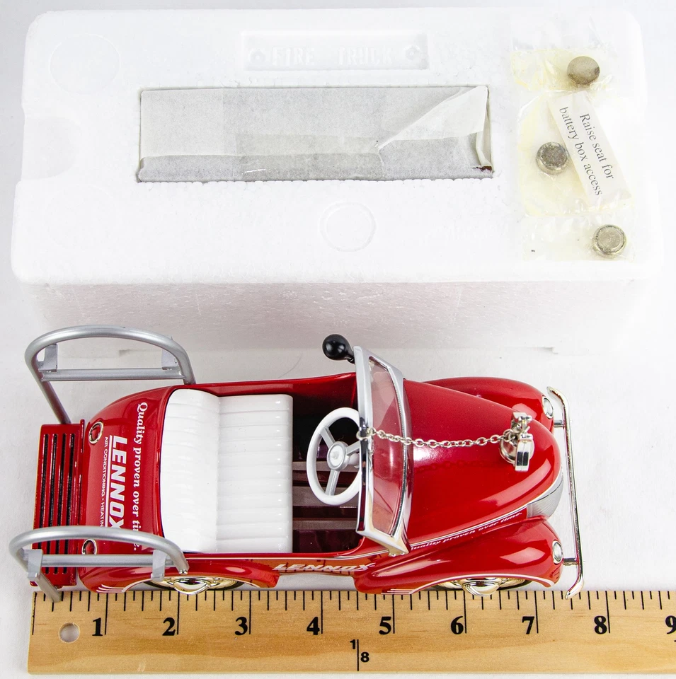 Crown Premiums Pedal Cars 1941 Lennox Garton Fire Truck 1:6 Diecast Model Bank - Image 3 of 4