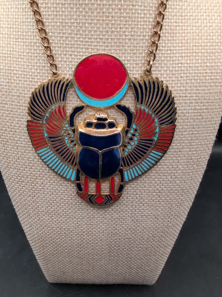 Collar Bettle Horus Escarabajo Multicolor Chapado en Oro Latón Renacimiento Egipcio 3X3 Foto 2 de 4