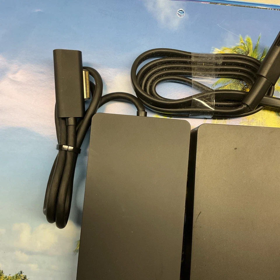 Microsoft Surface Pro Dock  1661 FOR Pro 3 4 5 6 7 8 X BOOK GO WITH 1749 ADAPTER - Image 2 of 4