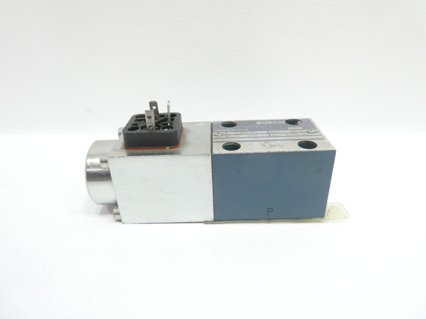 Bosch 0 811 402 031 Proportional Pressure Relief Valve 315bar