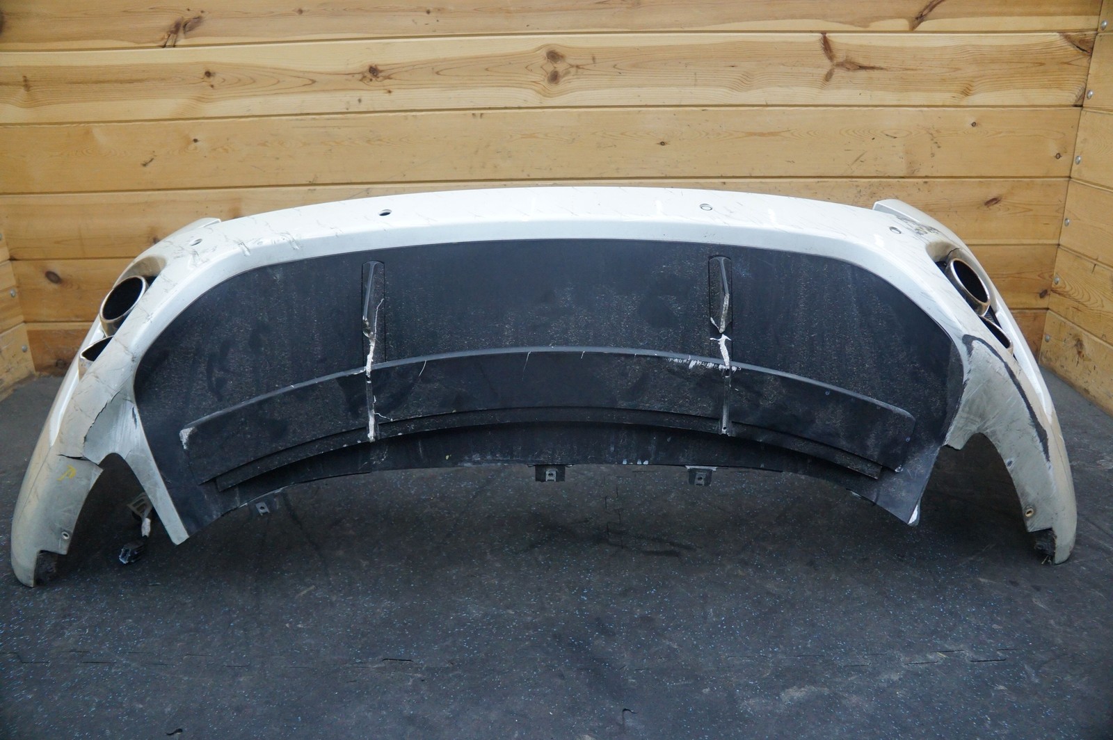 Rear Bumper Cover 84725710 84725910 82548100 OEM Ferrari California 2010 *Note