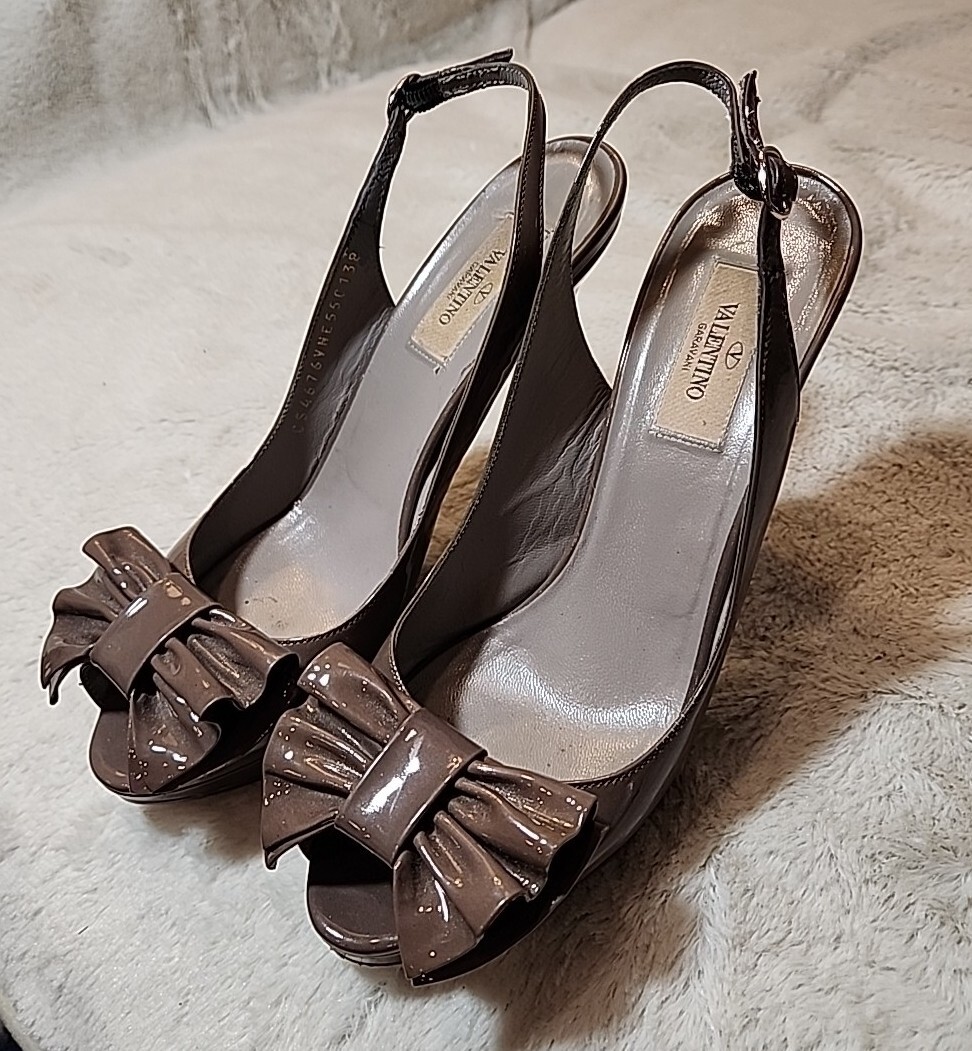 Valentino Garavani Womens Shoes Leather Heels Stilettos Beige Bow