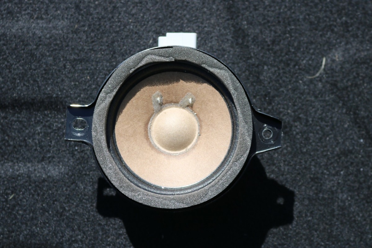 ディズニーのCOLUMBUS 16 17 18 19 Chevy Cruze Front Upper Center Dash Speaker BOSE