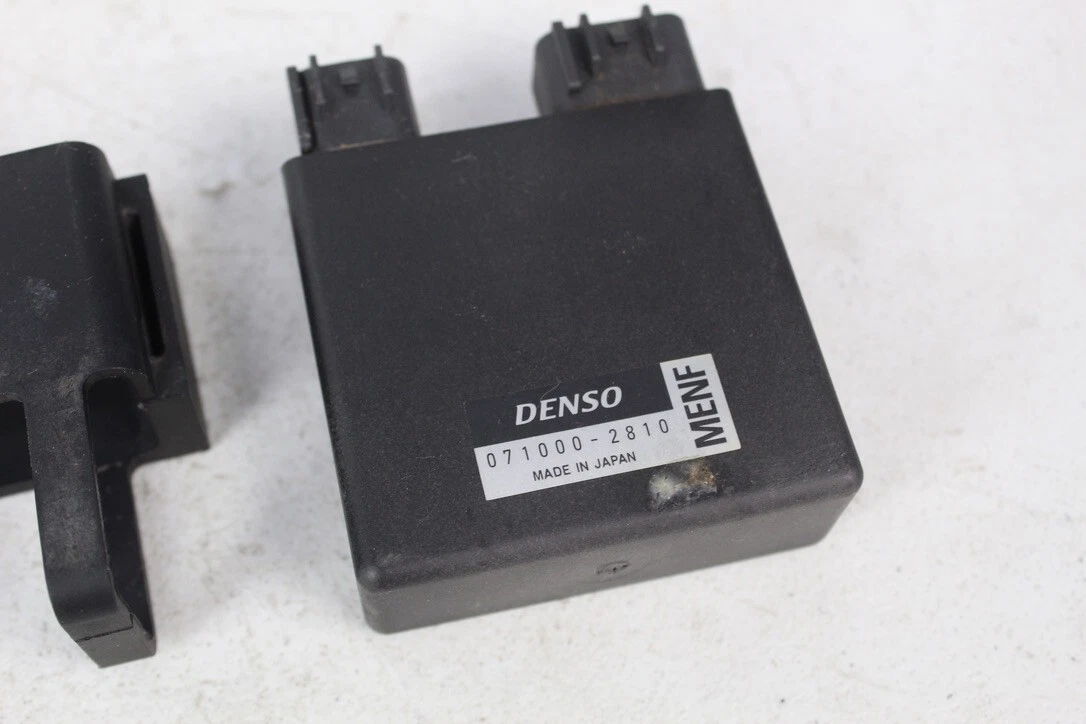 2005 2006 Honda CRF450R OEM CDI Unit 30410-MEN-711 CRF450 CRF 450 5/16
