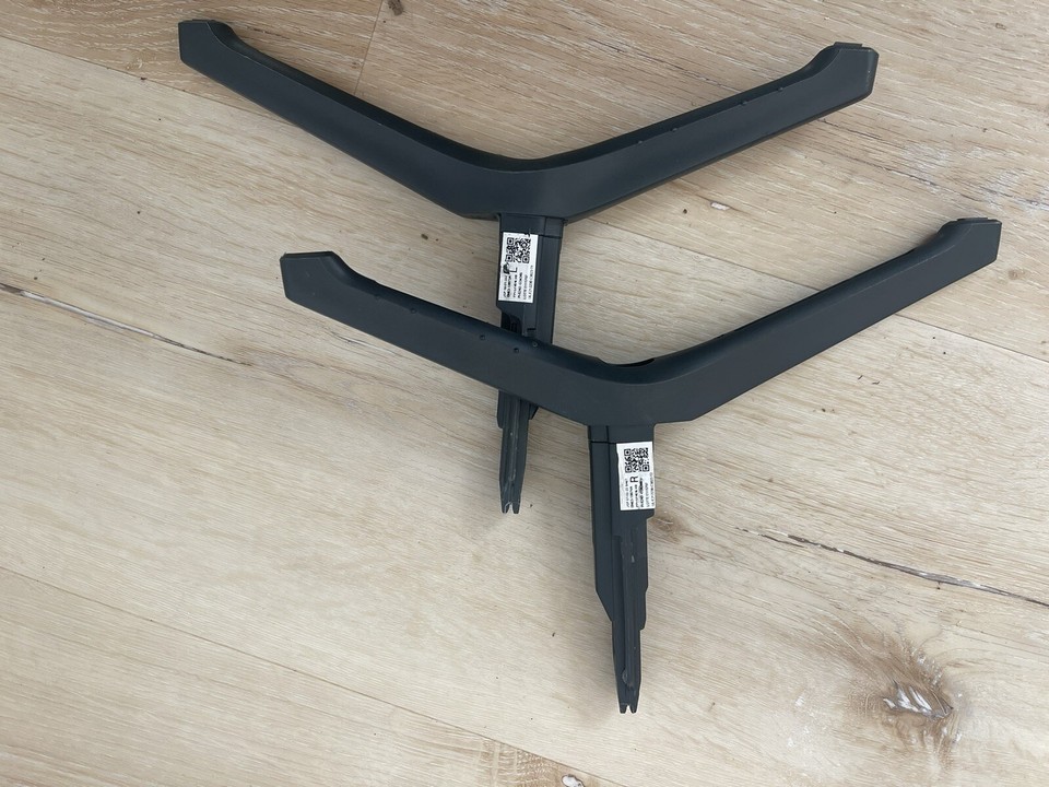 Samsung UN65TU700DF TV Stand Legs (Used) eBay