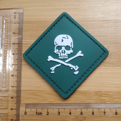DEATH SKULL PIRATE FLAG Patches USA ARMY HOOK LOOP PATCH BADGE - Picture 4 of 5