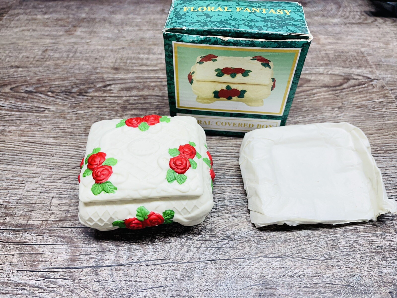 Floral Porcelain Jewelry Box for Elegant Storage-image