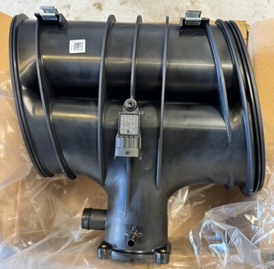 Porsche 981 Cayman Boxster Intake Plenum Resonator 9A1 110 120 30 MAP Sensor