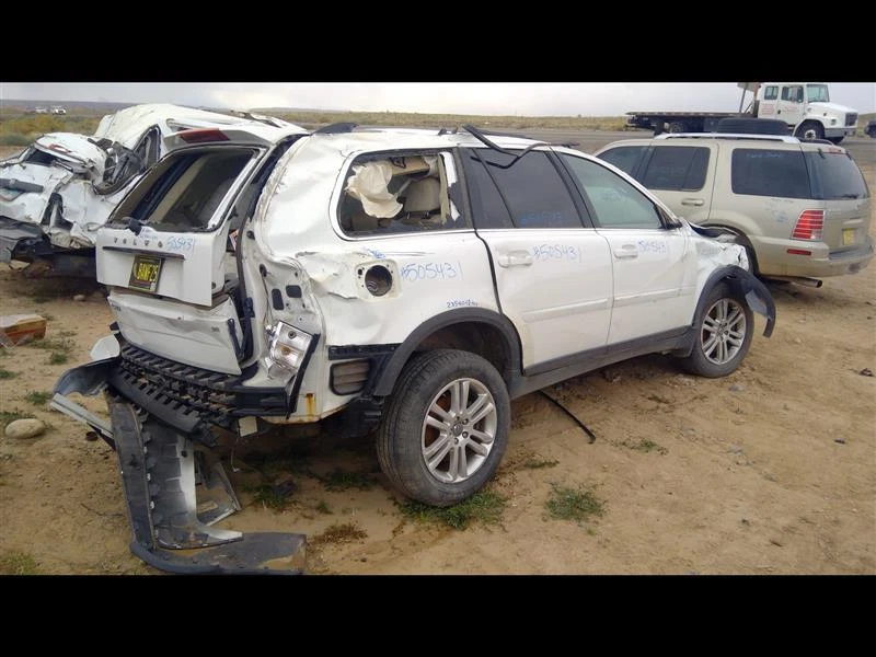 Used Front Exterior Door Handle fits: 2009 Volvo XC90 pull handle only door fron - Image 4 of 4