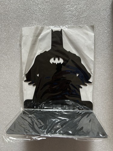 Batman & The Joker Black Metal Bookends DC Heroes & Villains Collection - NEW - Picture 2 of 2