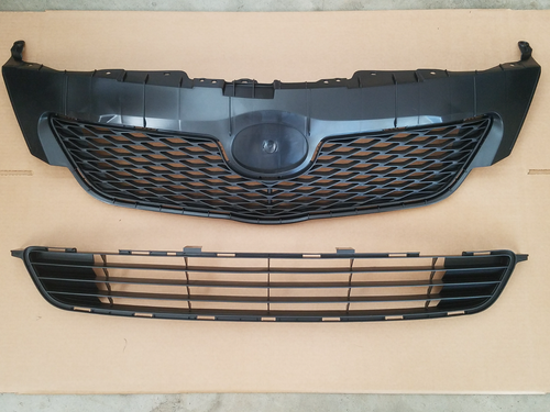 2PC Set 2009 2010 TOYOTA COROLLA Front Bumper Upper Lower Grille NEW 