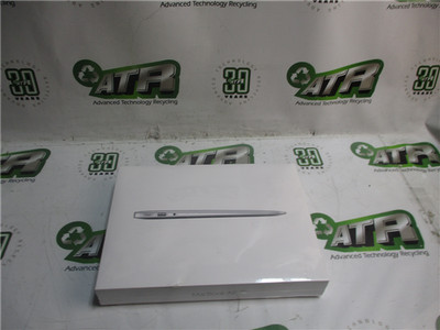 Apple MacBook Air A1466 Laptop i5-5350U 1.8GHz 8GB RAM 128GB SSD