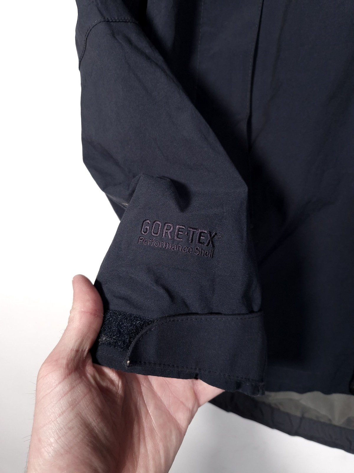 Berghaus Gore-Tex Performance Shell Jacket Size M… - image 6