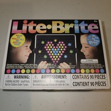 Lite-Brite Mini 90 Pieces Total 85 Pegs , 4 templates Great For Long Car Trips 