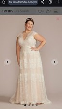 Melissa Sweet!! High Neck Cap Sleeve Lace A-Line Wedding Gown (Size 22) 