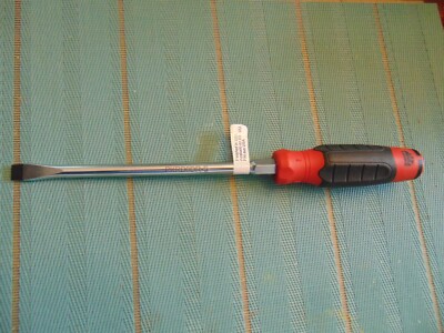 MAC  TOOLS - 3/8  x 8''   Flat /Slotted Macgrip Screwdriver   PKRB8DR-S
