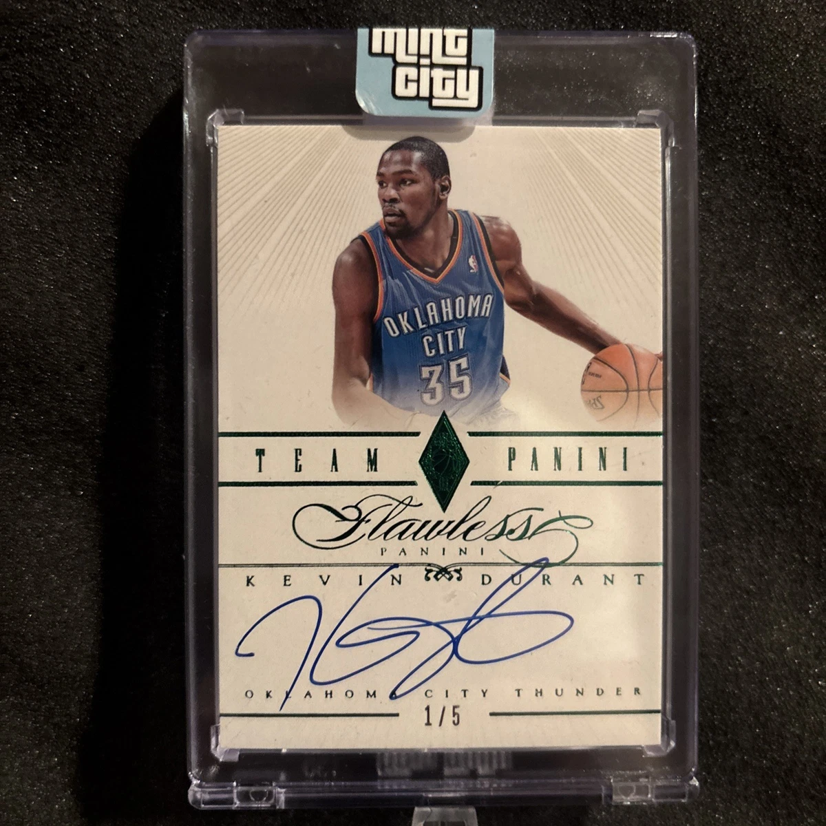 Kevin Durant Basketball Original Autographed Sports Trading Cards