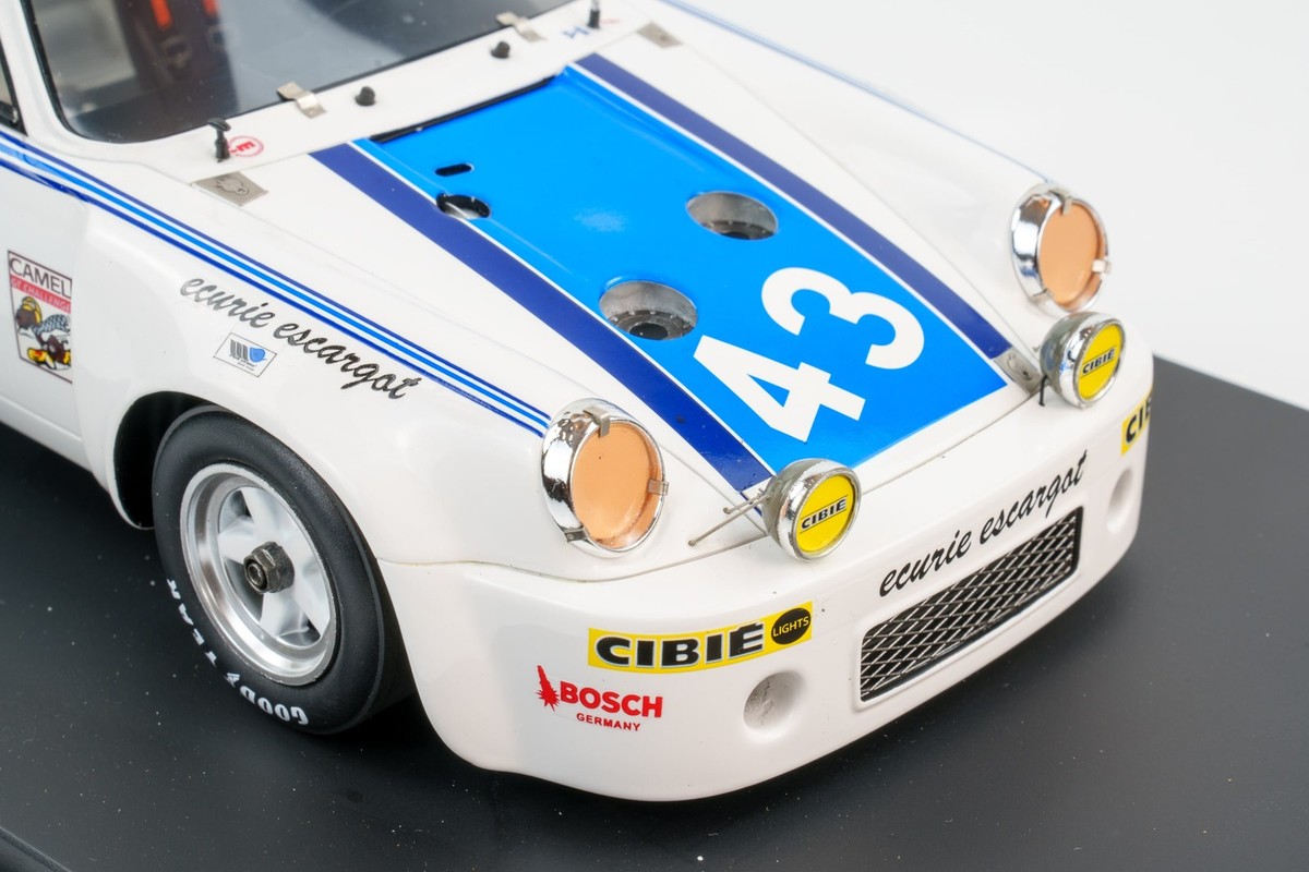 Spark - 1:18 Porsche 911 Carrera RSR No.43 Winner 24h Daytona 1977
