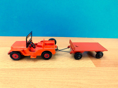 DINKY TOYS no. 405 & 25g O R A N G E UNIVERSAL JEEP & ORANGE SMALL FLAT TRAILER
