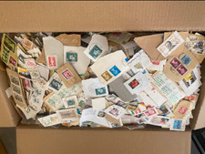 8 KG KILOWARE BRIEFMARKEN AUF PAPIER