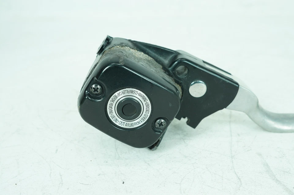 07 Harley Touring FLHX Street Glide OEM Front Right Brake Lever Master Cylinder - Image 2 of 4