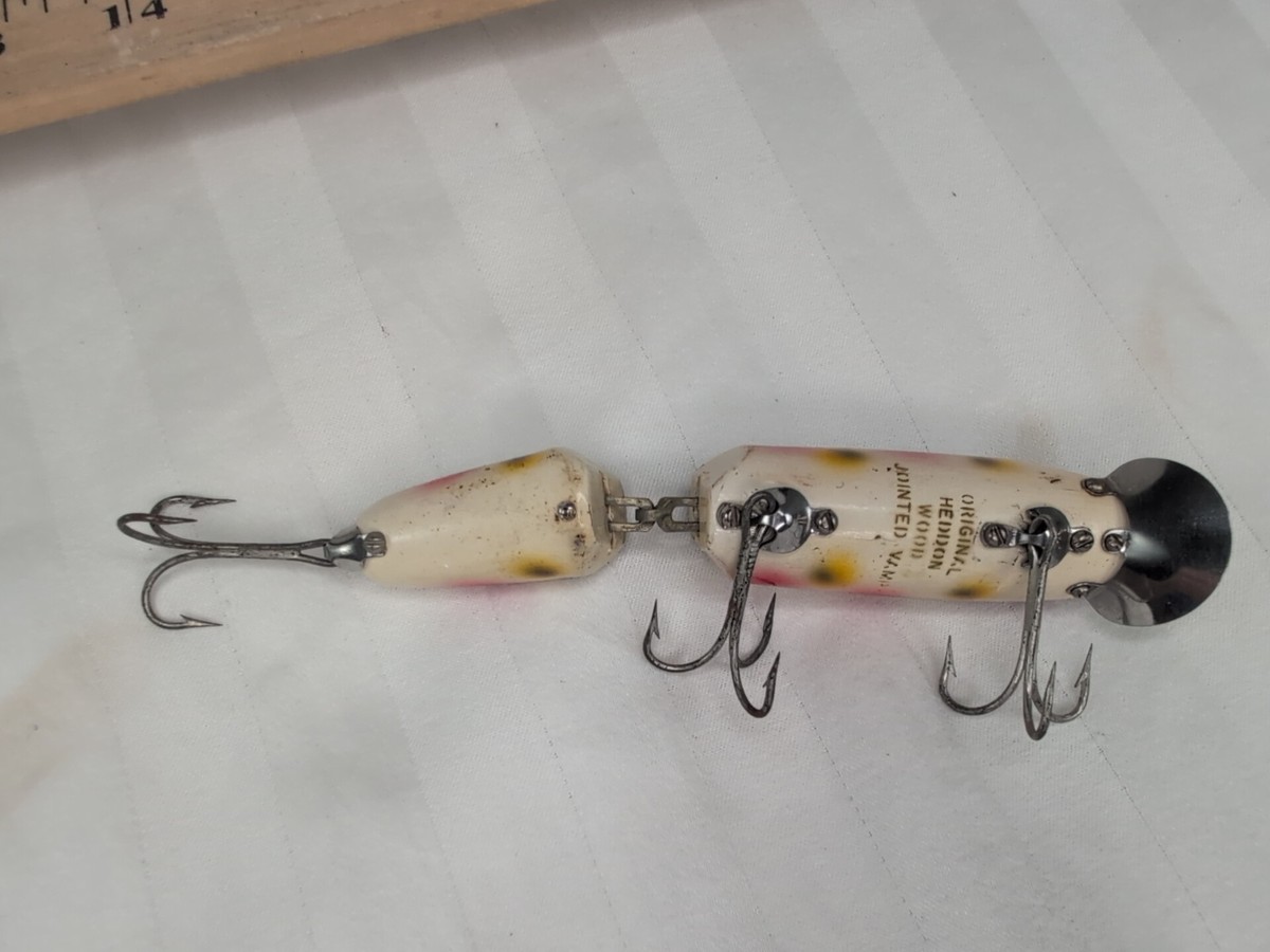 VINTAGE WOOD HEDDON JOINTED VAMP FISHING LURE STRAWBERRY