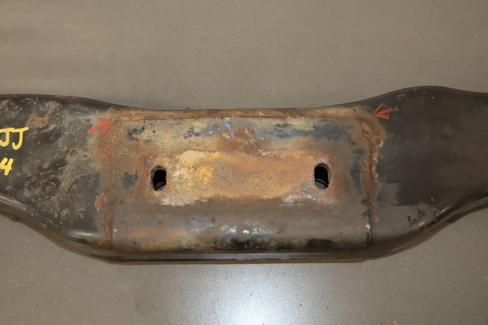 2008-2009 Hummer H2 Transmission Crossmember Brace *Weathered* - Image 4 of 4