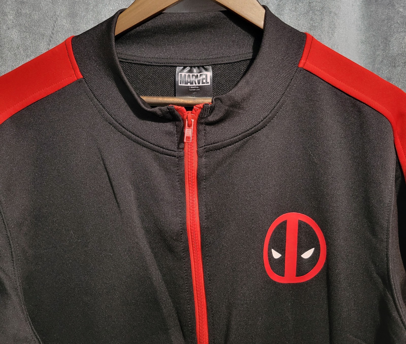 Marvel Deadpool Lightweight Jacket ~ Size Large -… - image 2